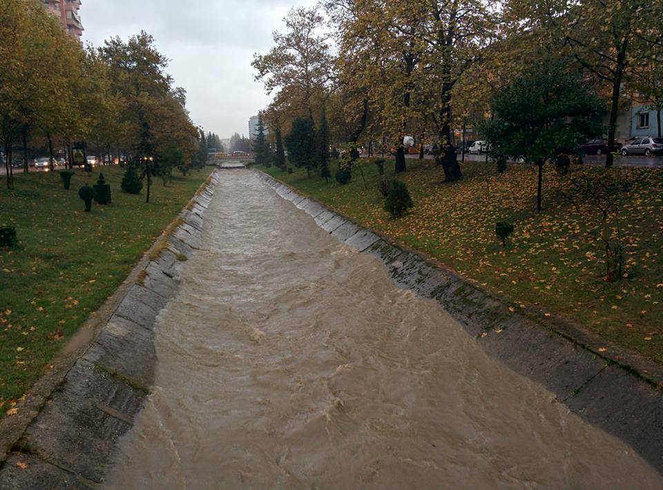 permbytjet tirane per lajm