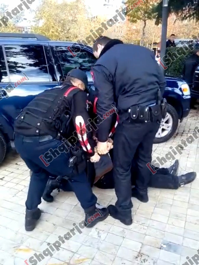 ish te denuarit proteste