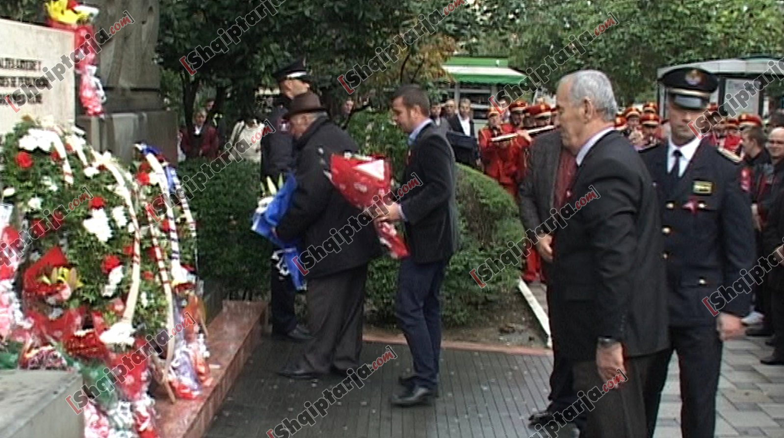 fier festa e pavarsise