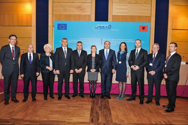 haxhinasto me ministrat 