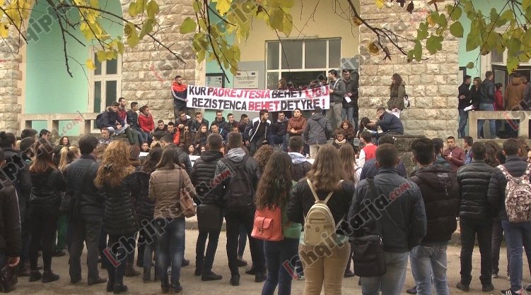 protesta studenteve te drejtesise