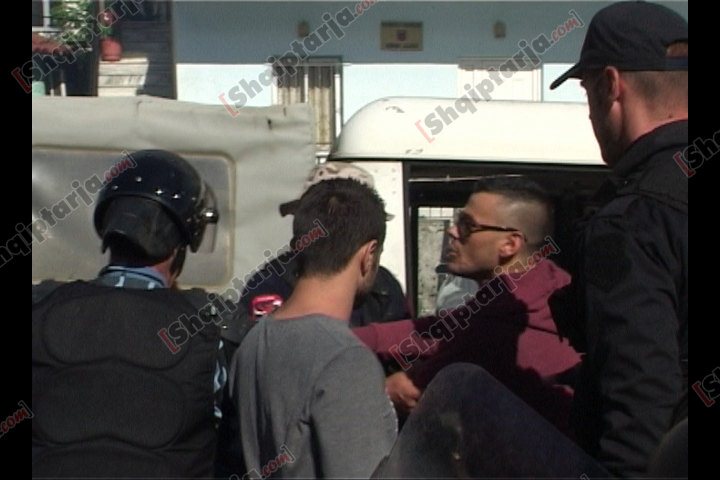 viktor aliko lazarat