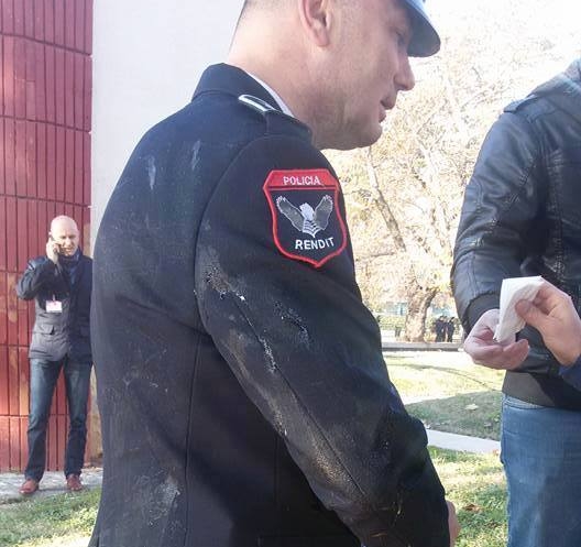 polici goditet me veze