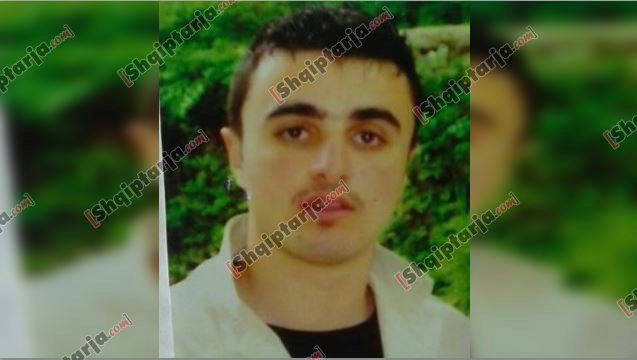 endri caushaj me logo