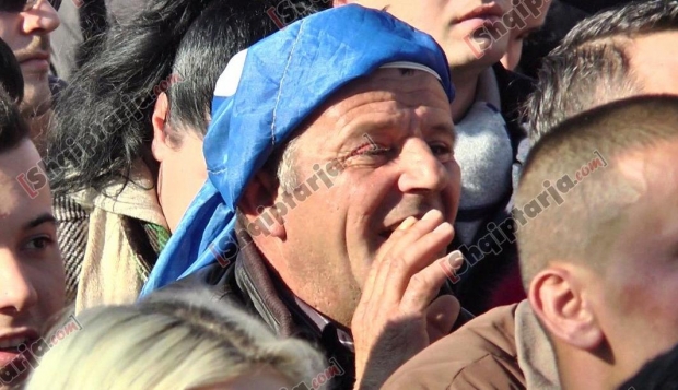 protesta e pd me logo