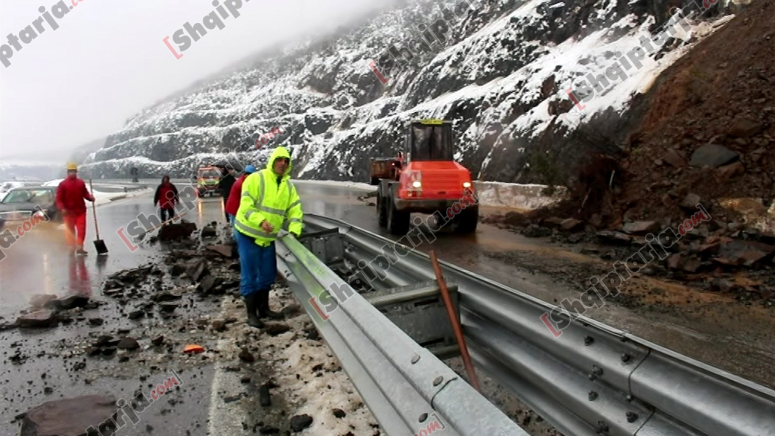 rreshqitje dheu ne kukes