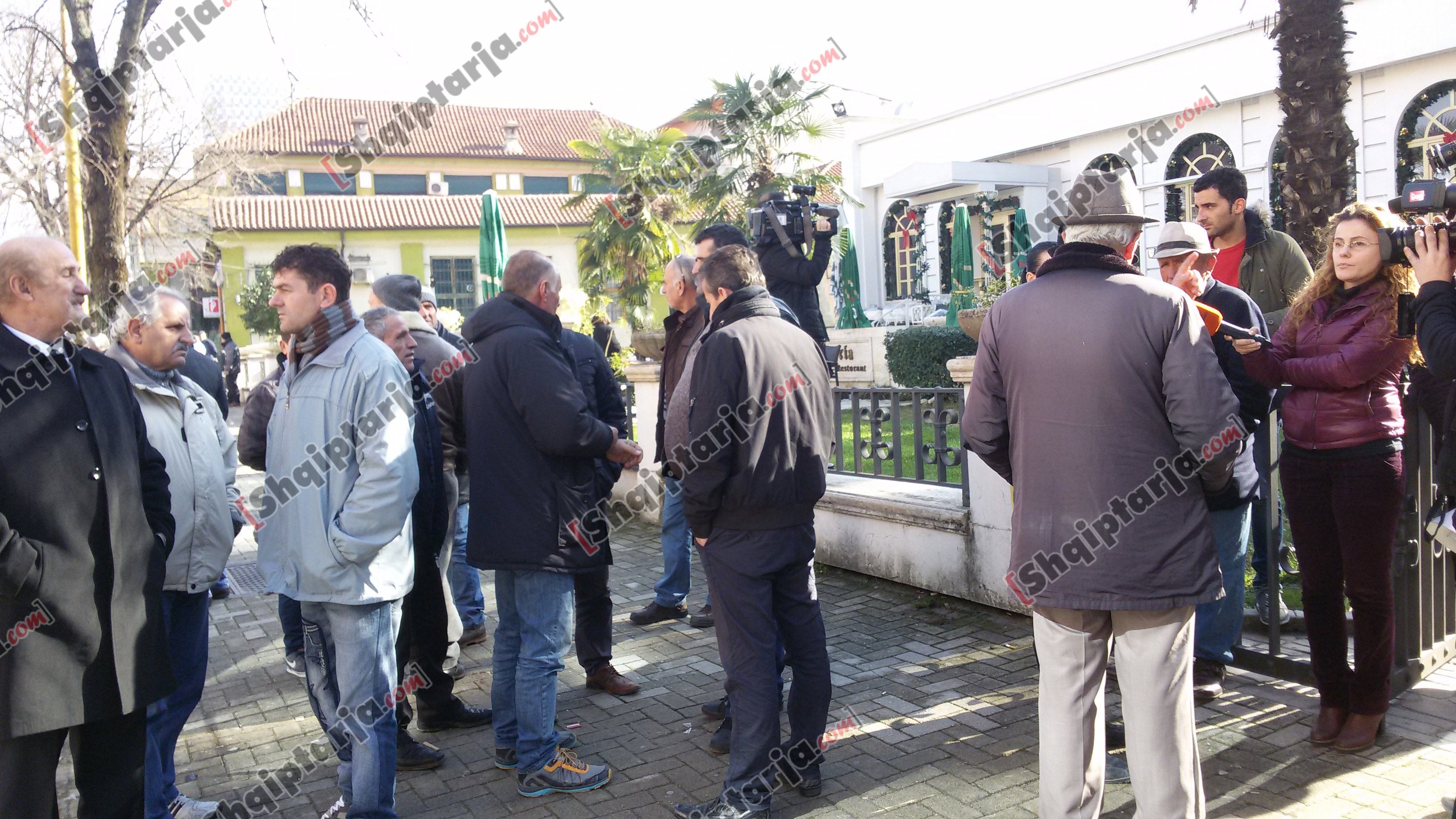 protesta te ps me logo