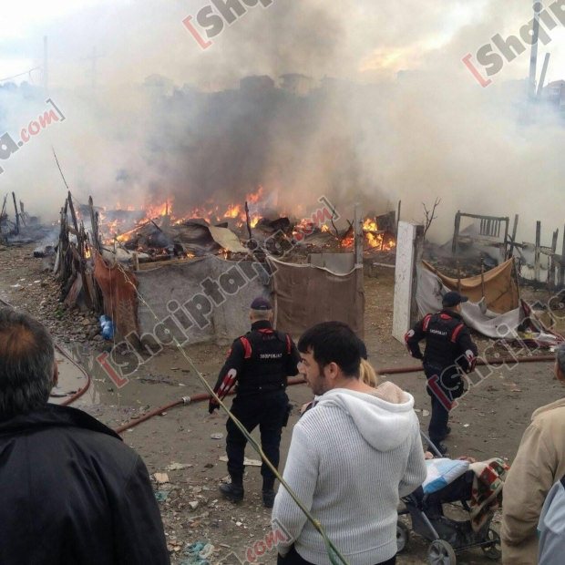 zjarr te barakat rome