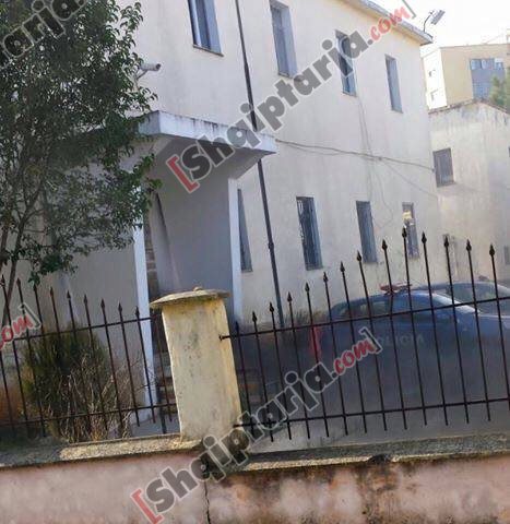 zjarri rreshen me logo