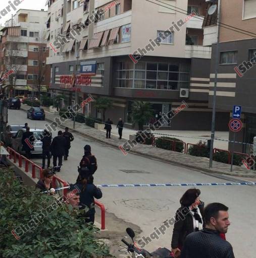 bombe te cristal center me logo