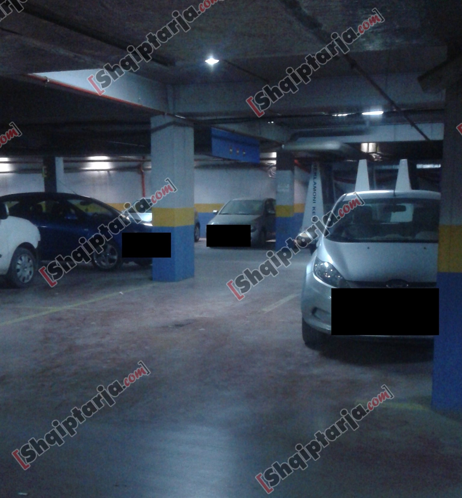 parkingu pallatit eksplozivi suli