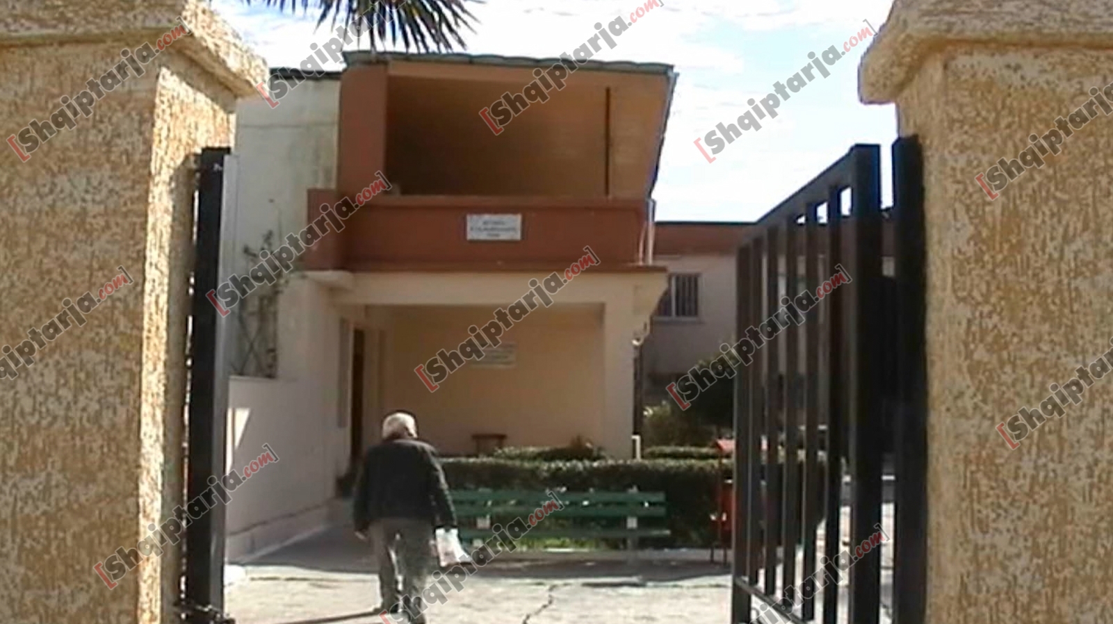 shtepia e te moshuarve fier