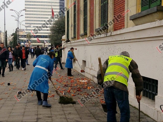 pastrimi pas protestes