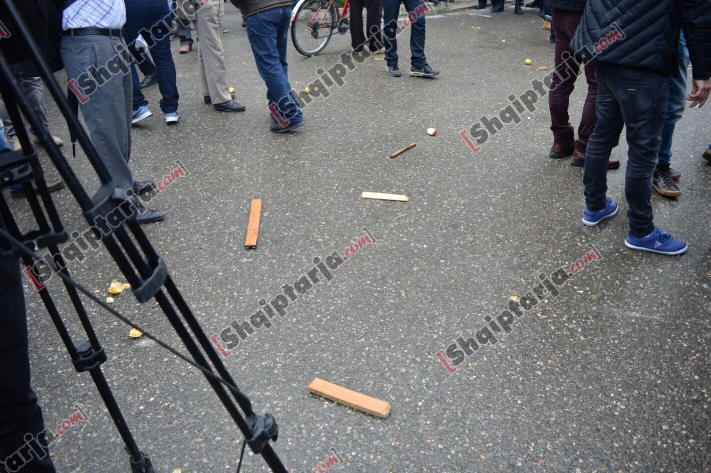 protesta te treni bulevardi ri shpronsimet bashkia