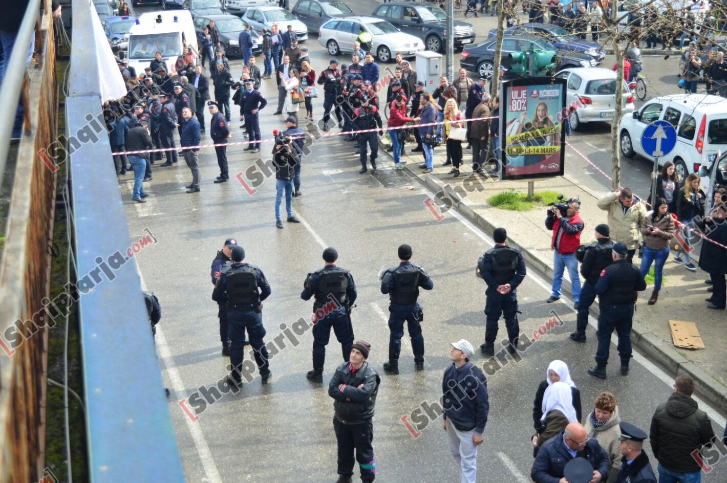 protesta te treni bulevardi ri shpronsimet bashkia