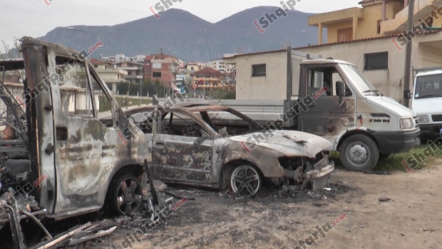 tirane konflikti makinat e djegura