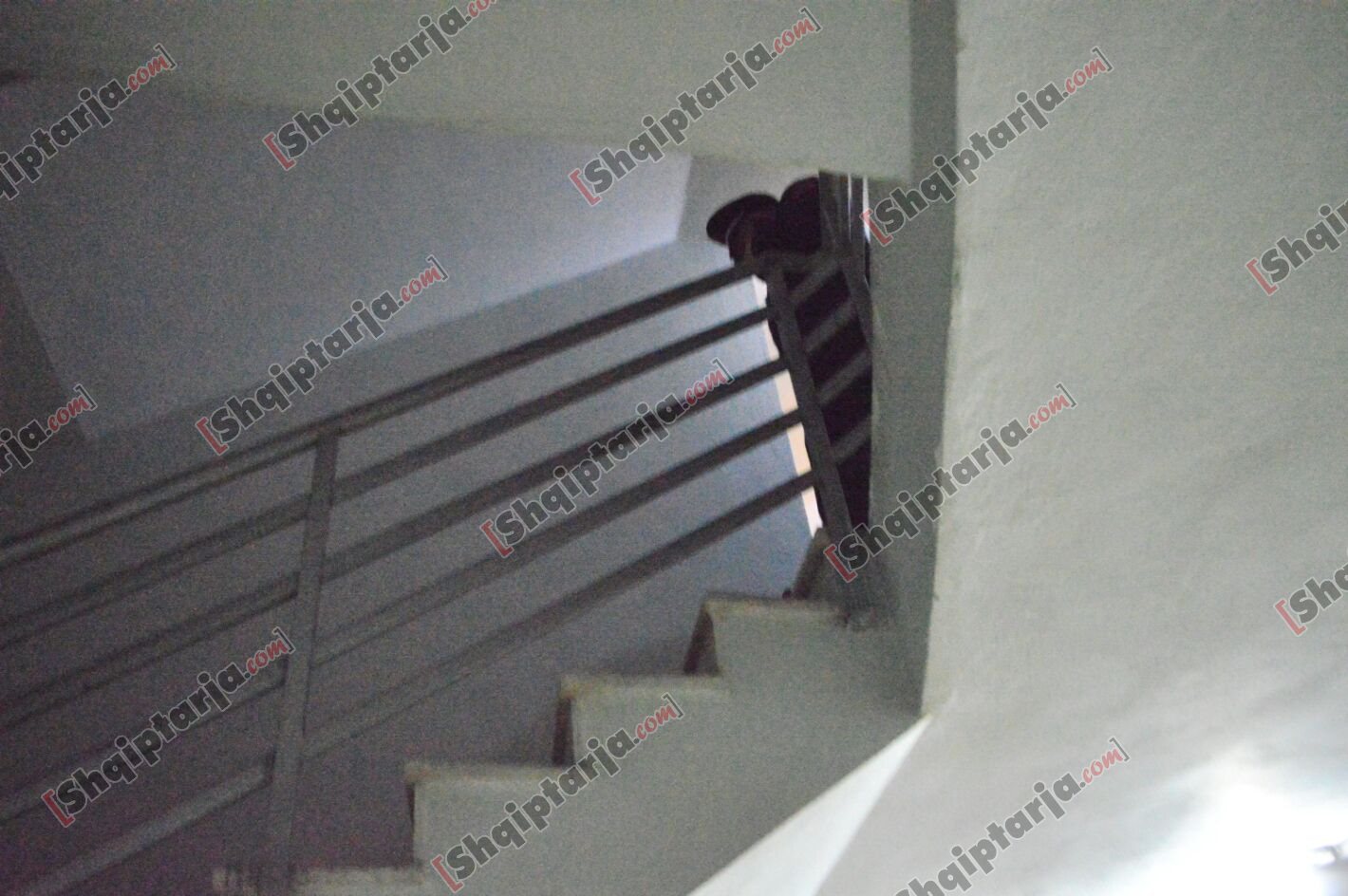 Brenda pallatit ku ndodhi ngjarja