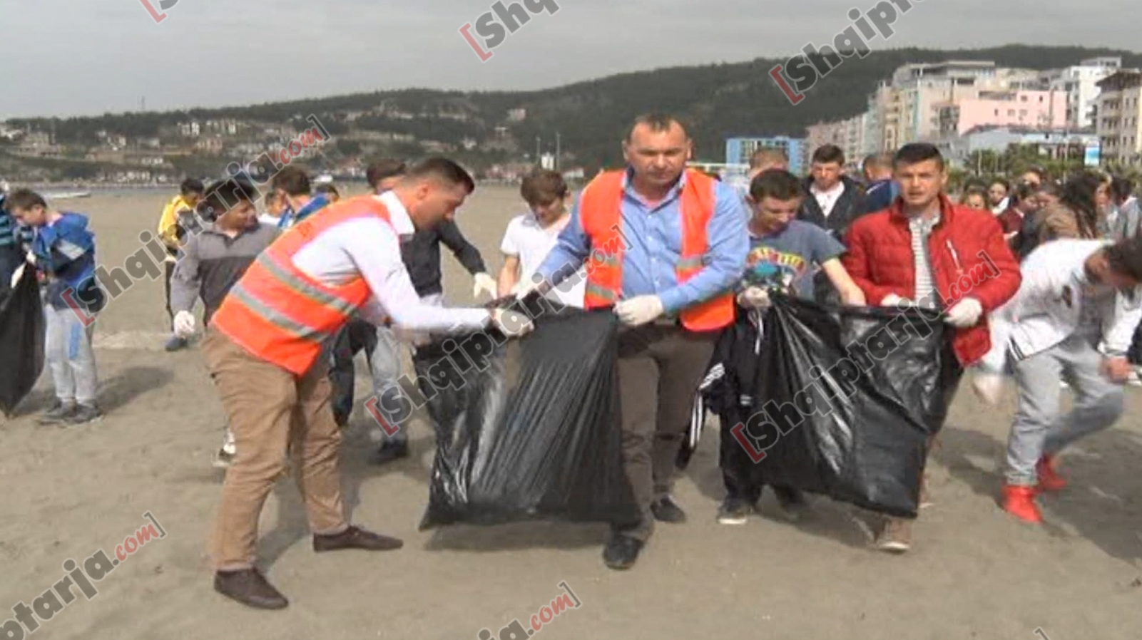 shengjin mbetjet urbane