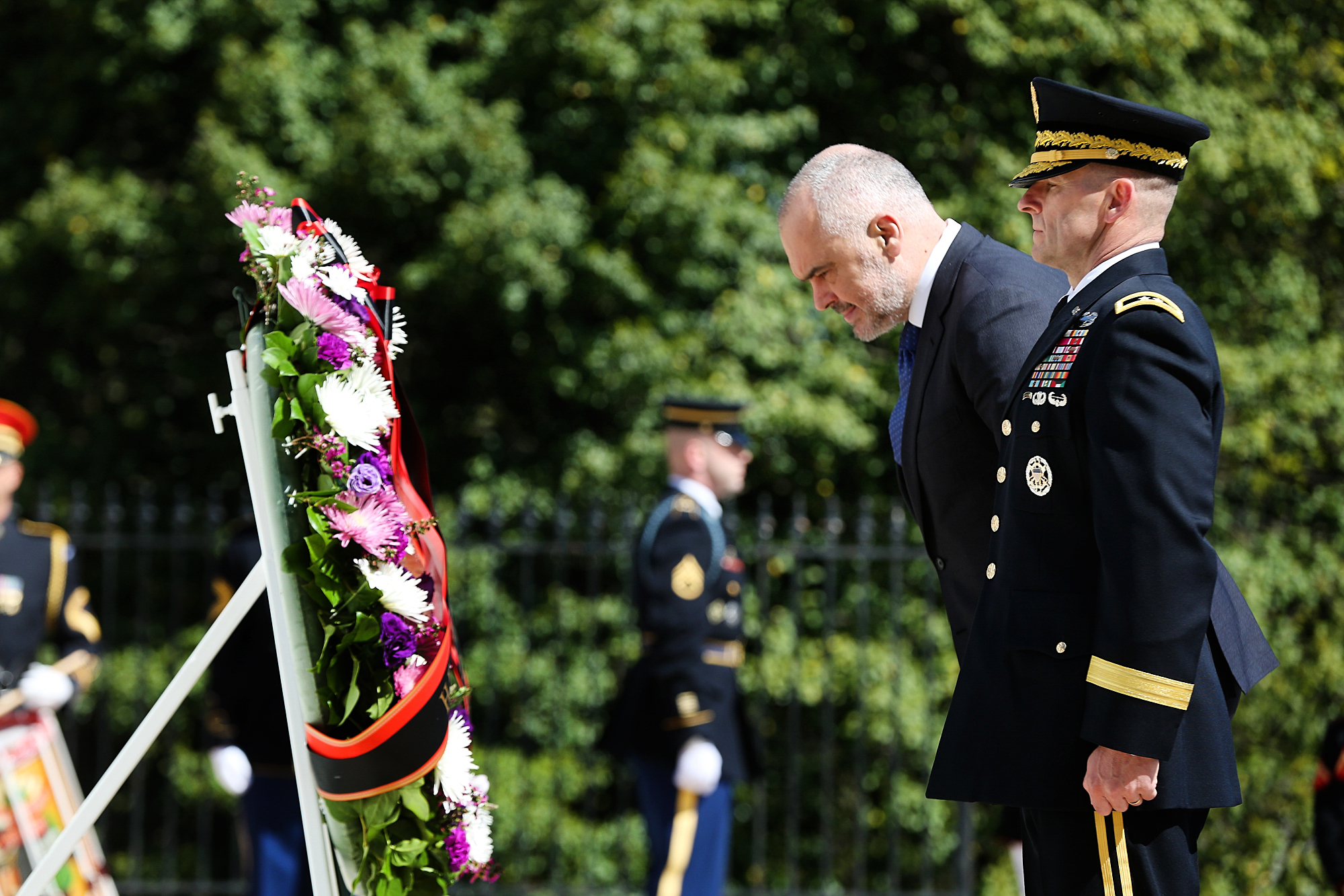 rama varrezat amerike