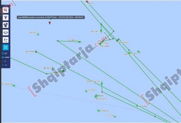 avioni egjiptian kaloi ne shqiperi
