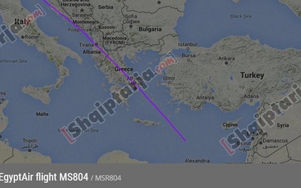 avioni egjiptian kaloi ne shqiperi