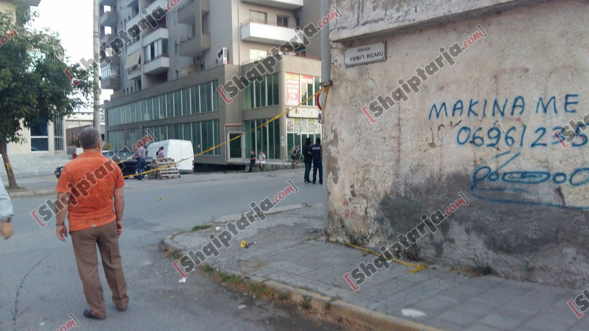 elbasan te shtena me arme