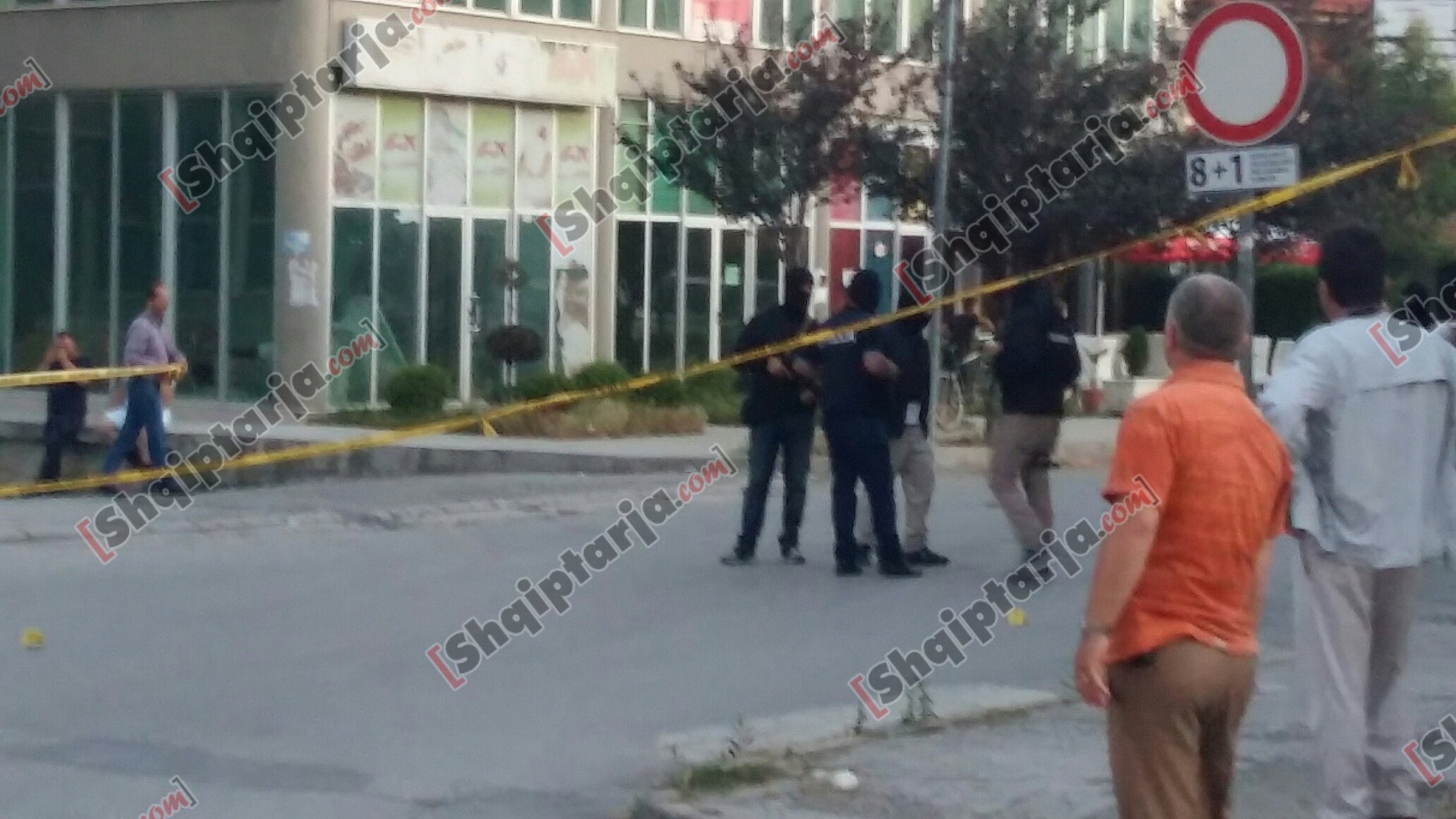 elbasan te shtena me arme