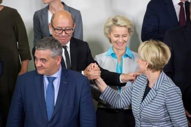 mimi kodheli ne samit