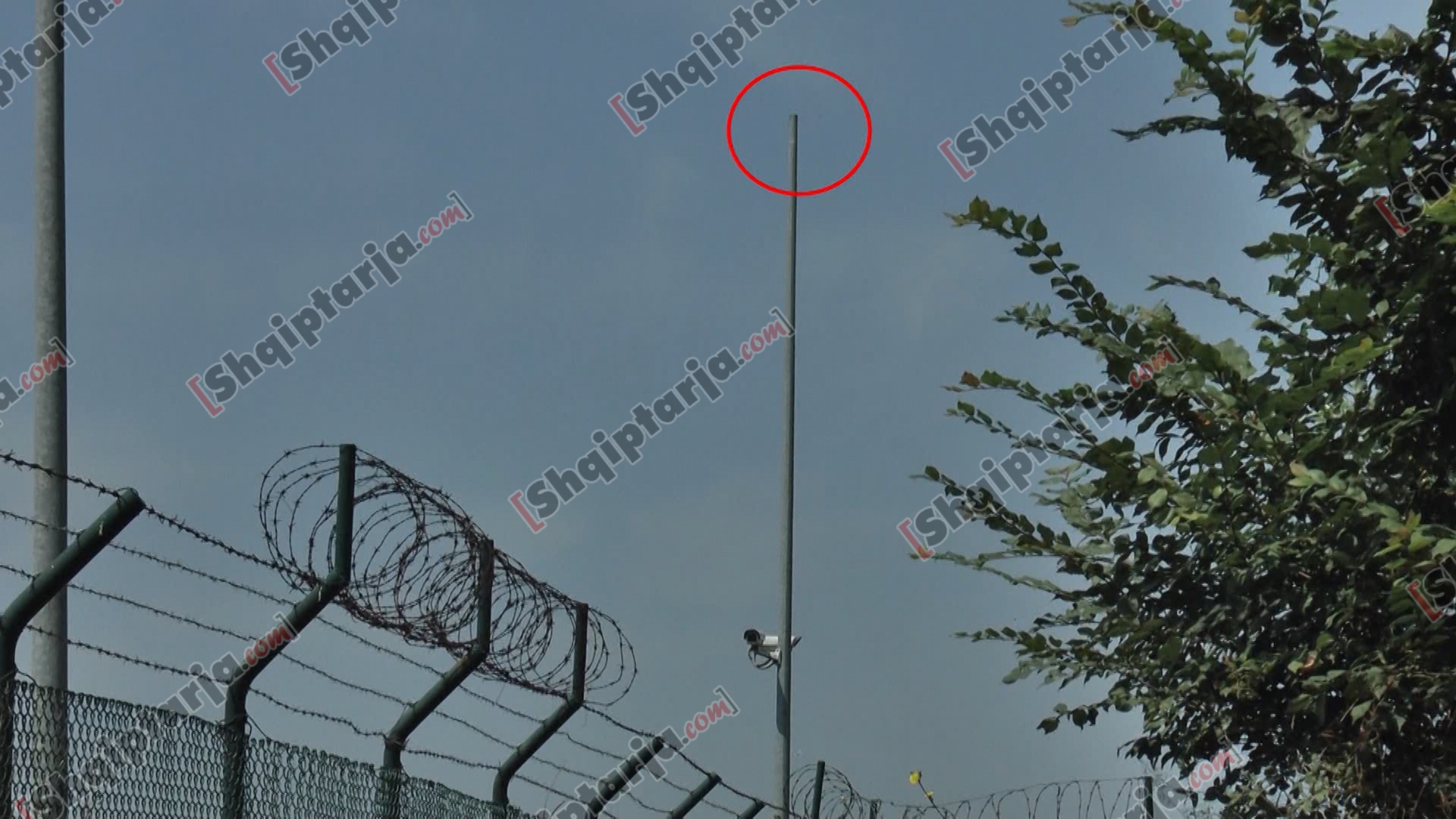 kamera e sigurise pa prozhektor