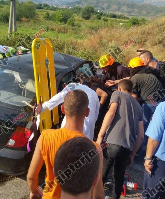 aksident gjirokaster me logo