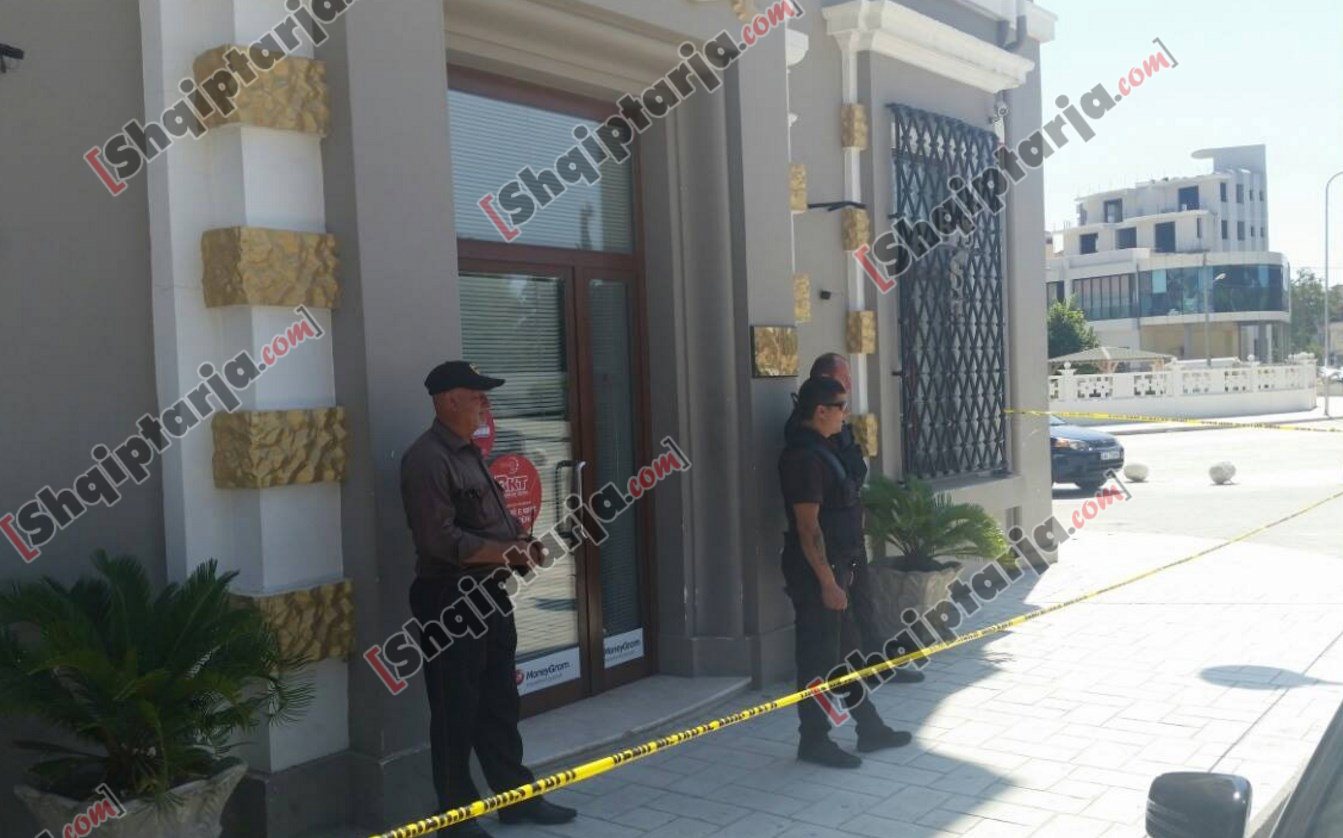 vlore grabitet banka