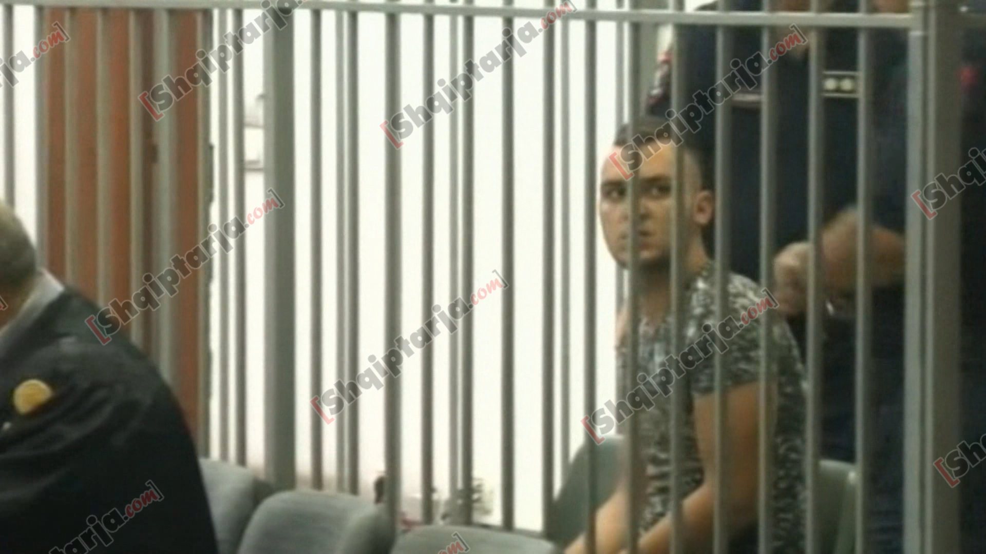 andrea memollari ne gjykate