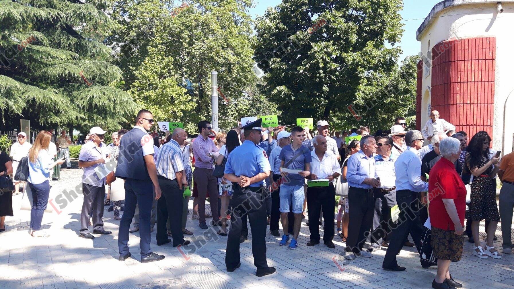 protesta parlament
