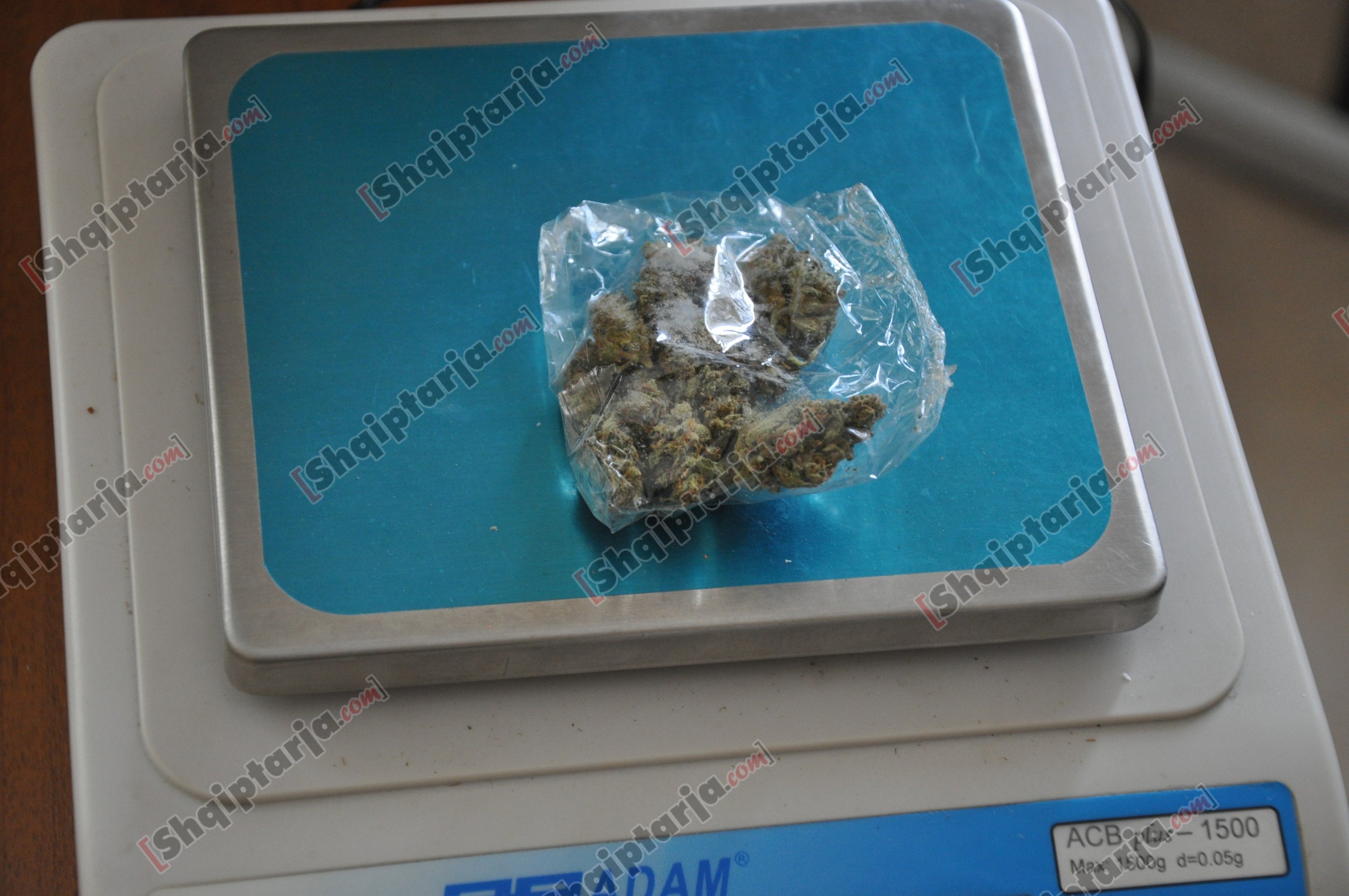 berat 2 kg hashash