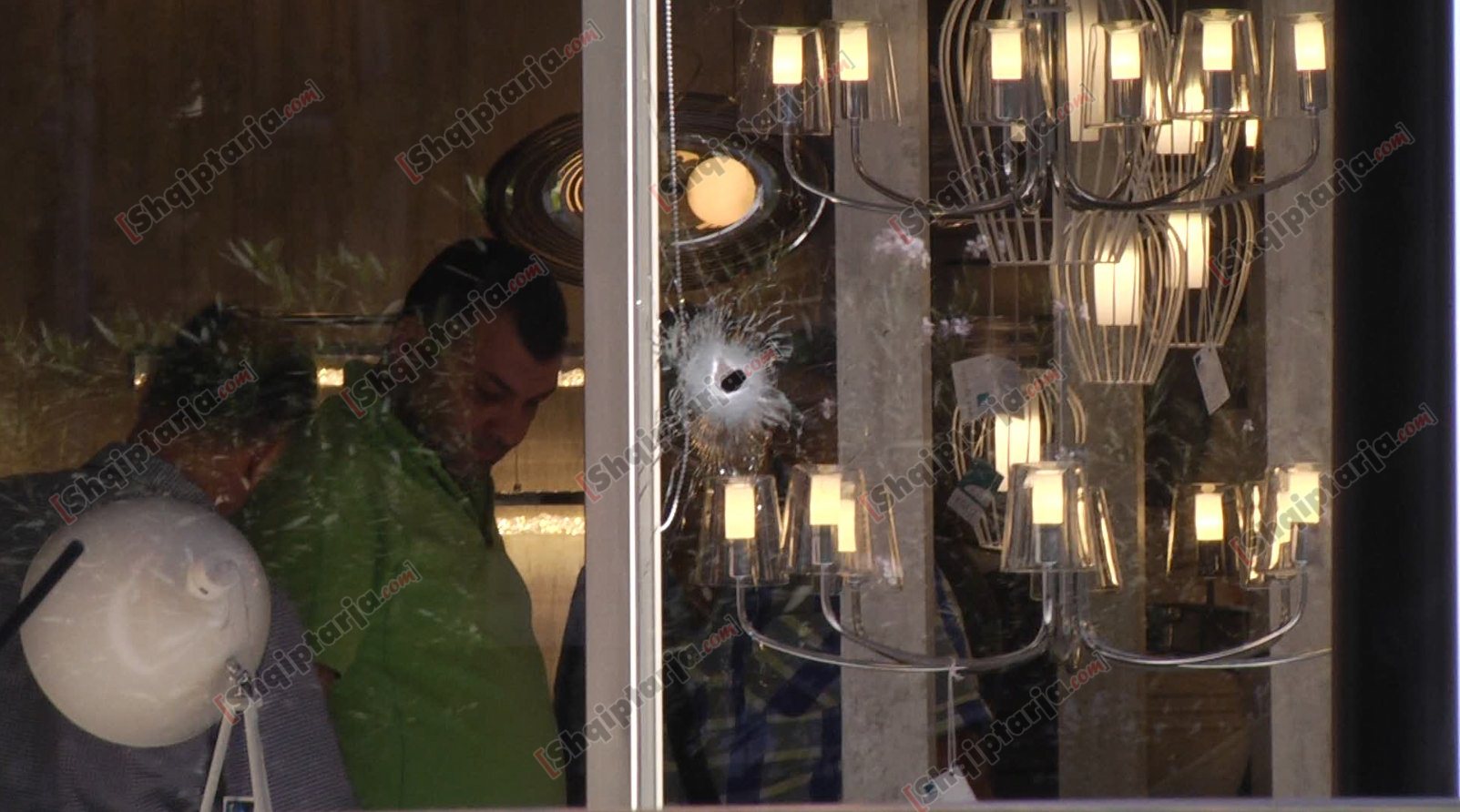 (Foto, policia ne vendngjarje)