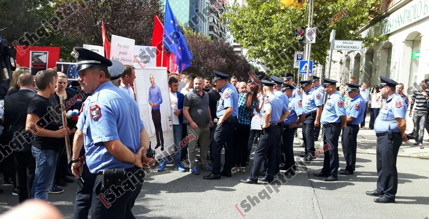 protesta pellumb marknikollaj
