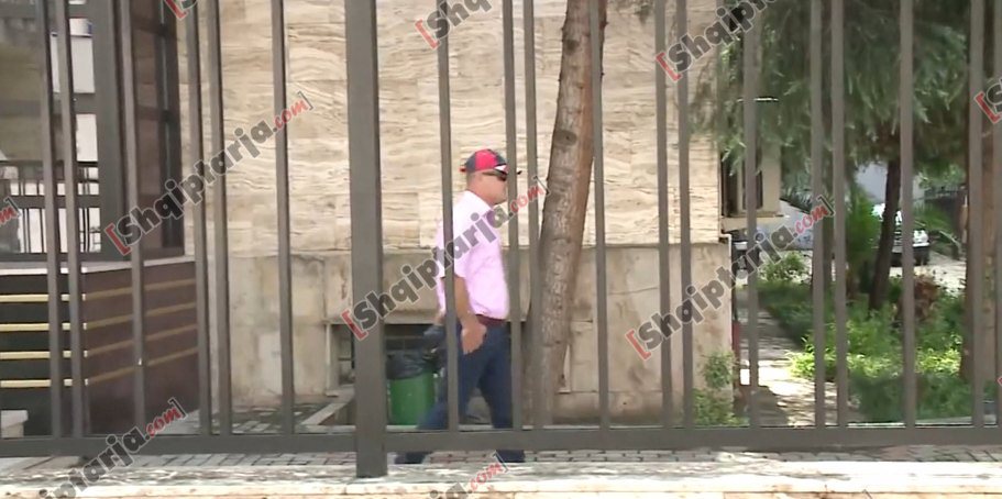 deshmitari aldo bares