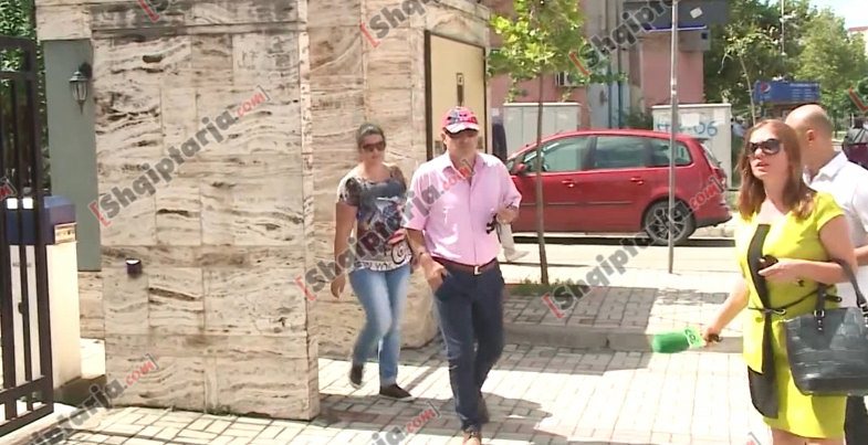 deshmitari aldo bares