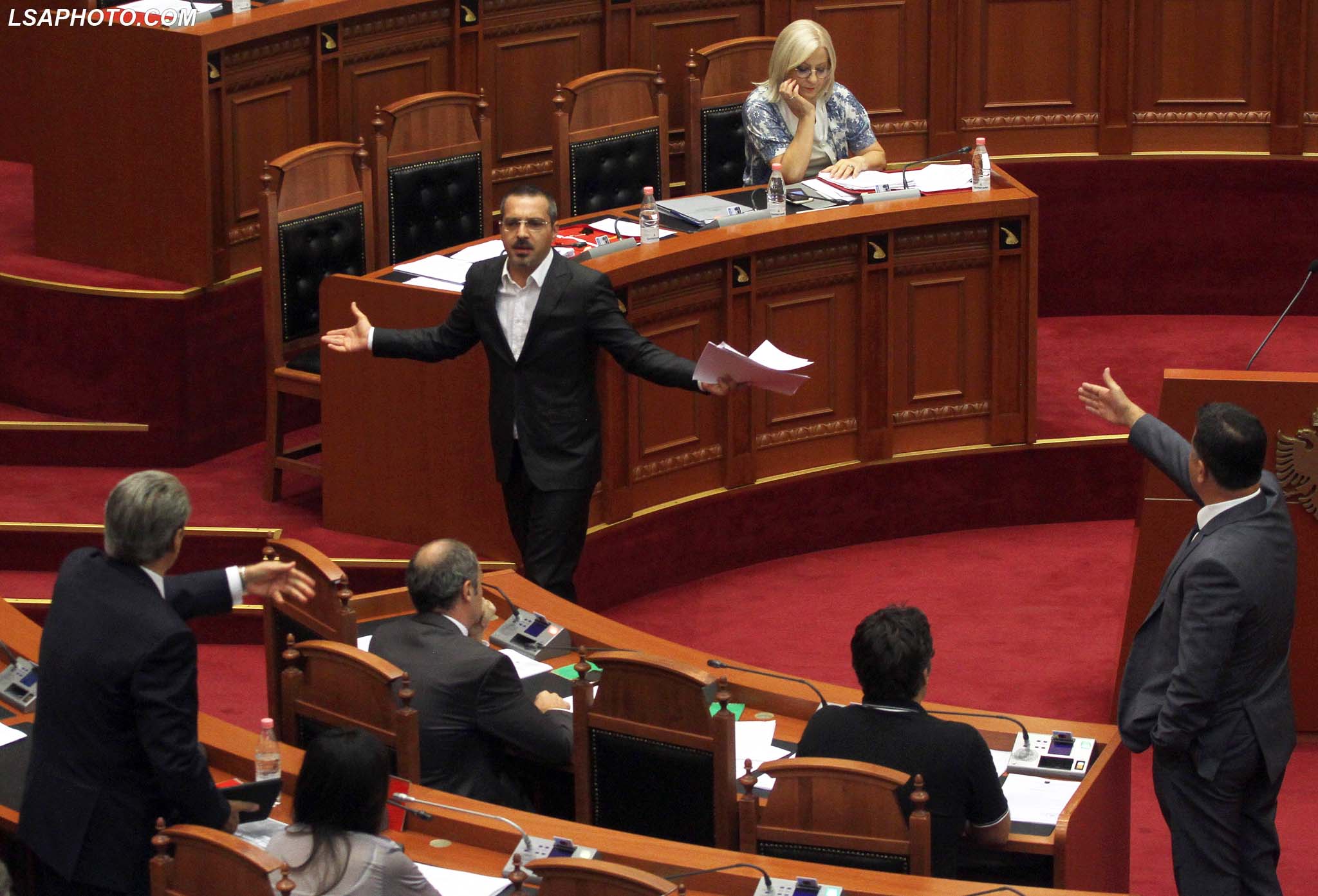 cfare su pa sot ne parlament