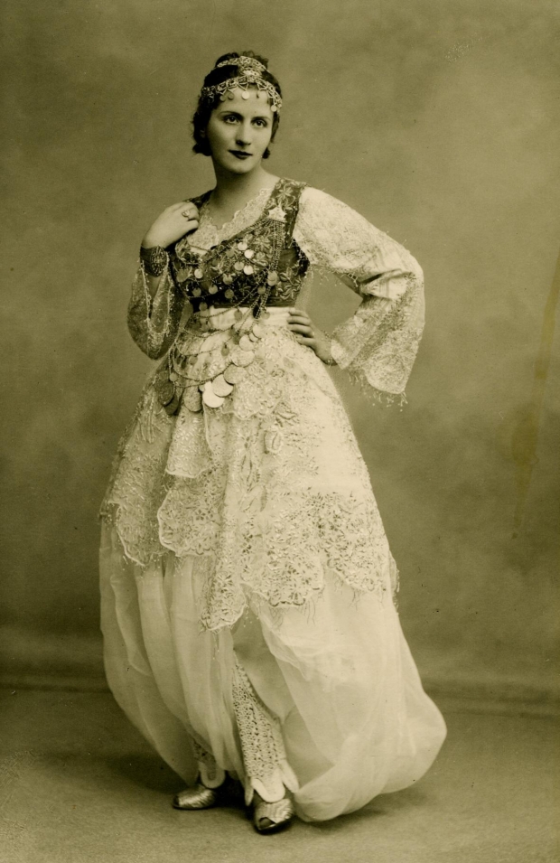 hana e kelcyres dhe vienes