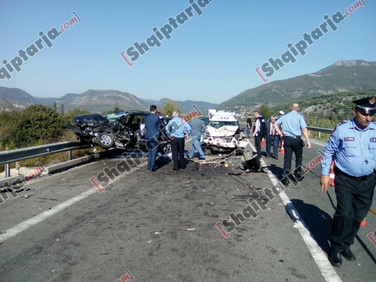 aksident rruga kombit