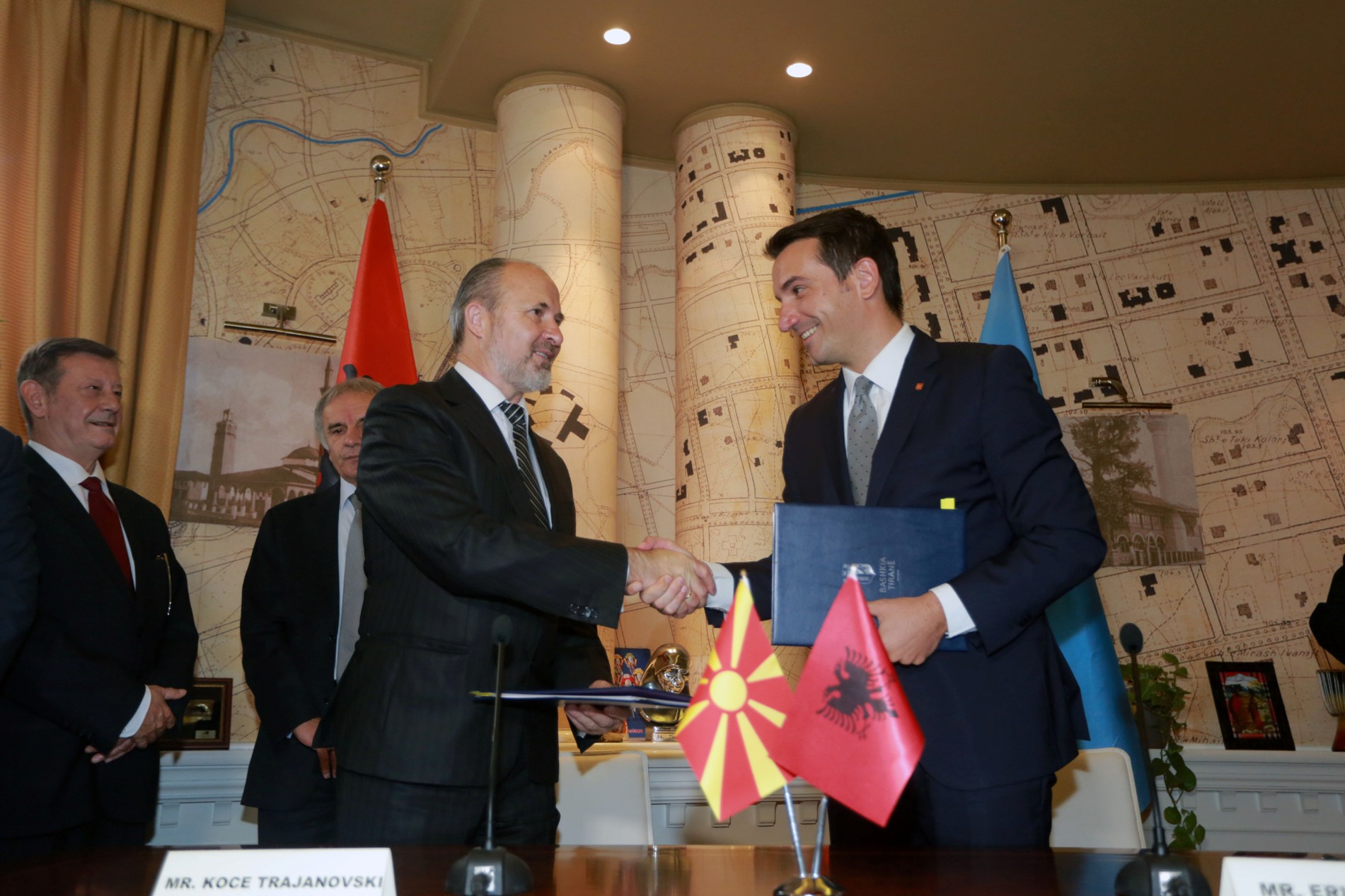 veliaj me trajanovskin