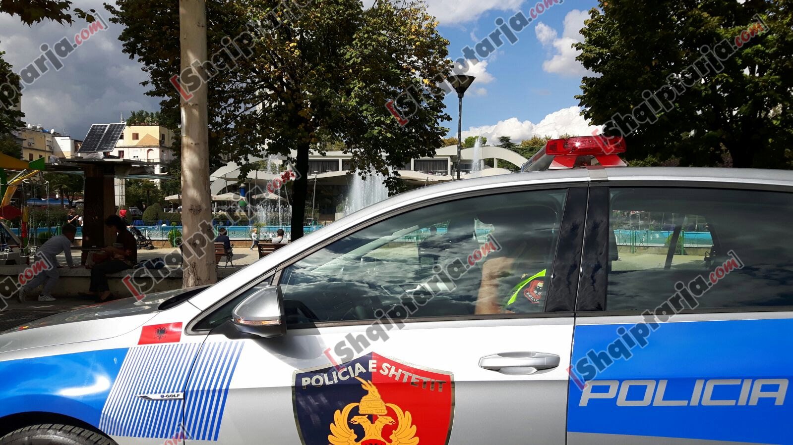makinat e policise me bateri me karikim