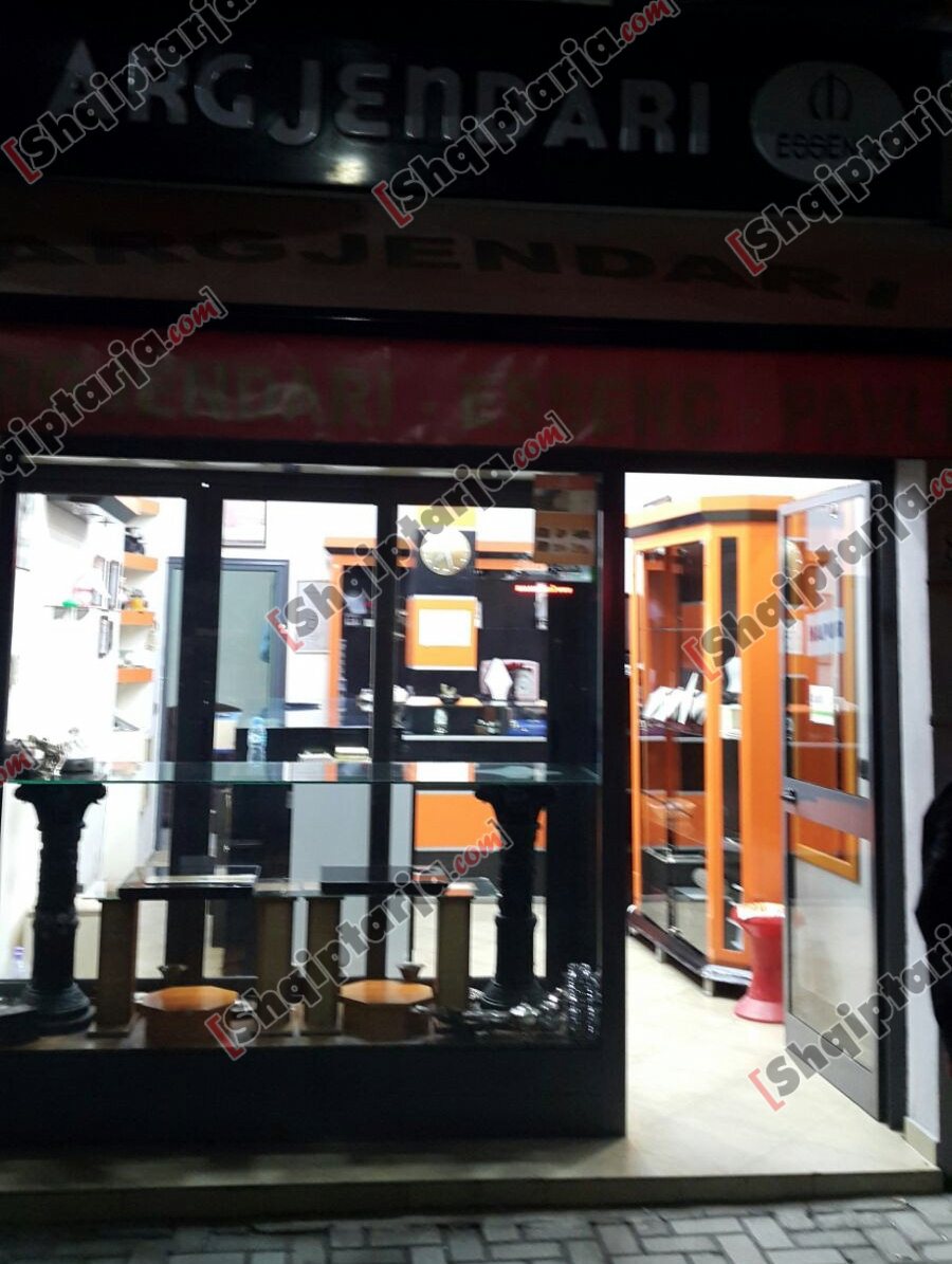 grabitet argjendaria ne tirane