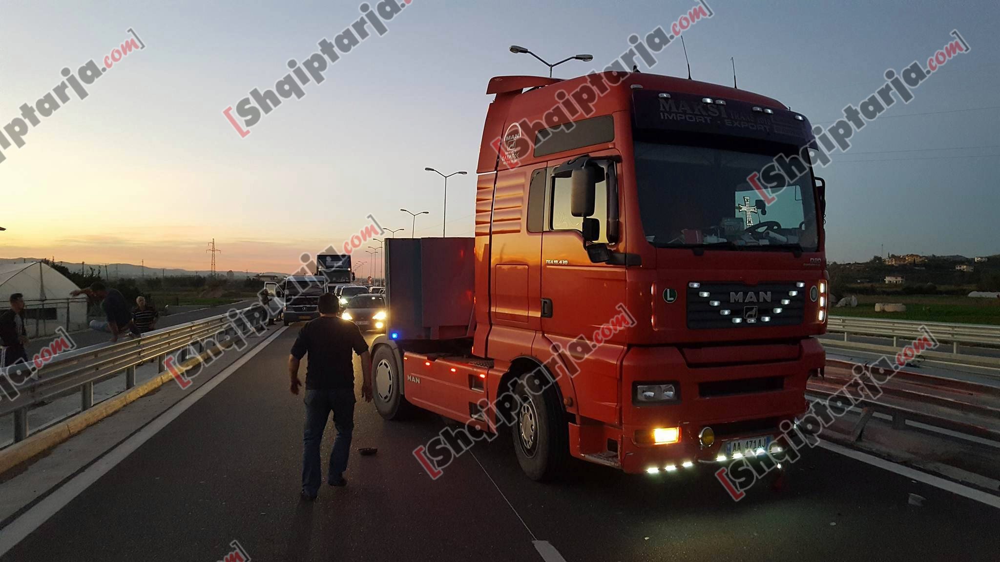 aksident maunia lushnje