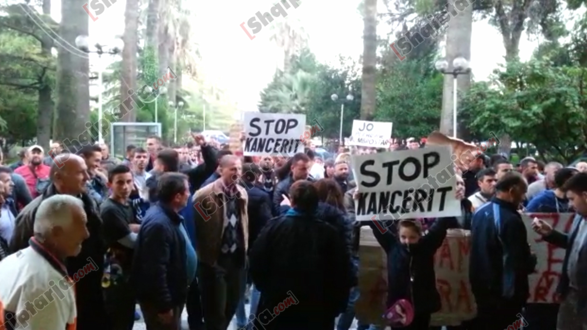 protesta kunder plehrave