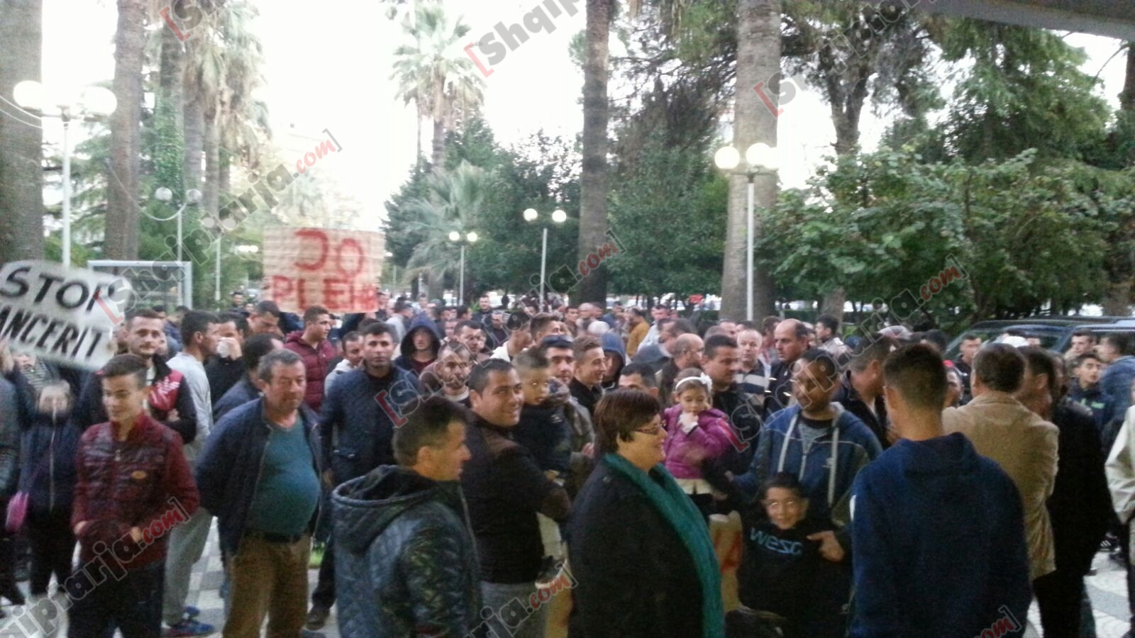 protesta kunder plehrave