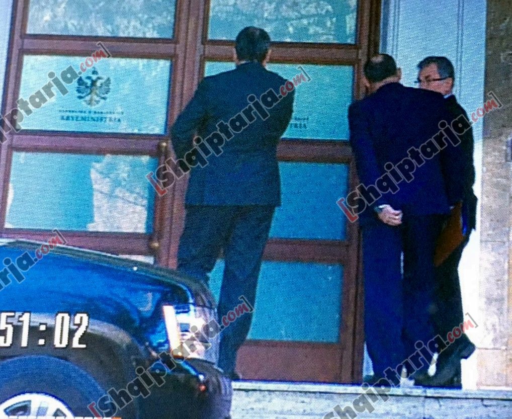 visho ajazi ne kryeministri