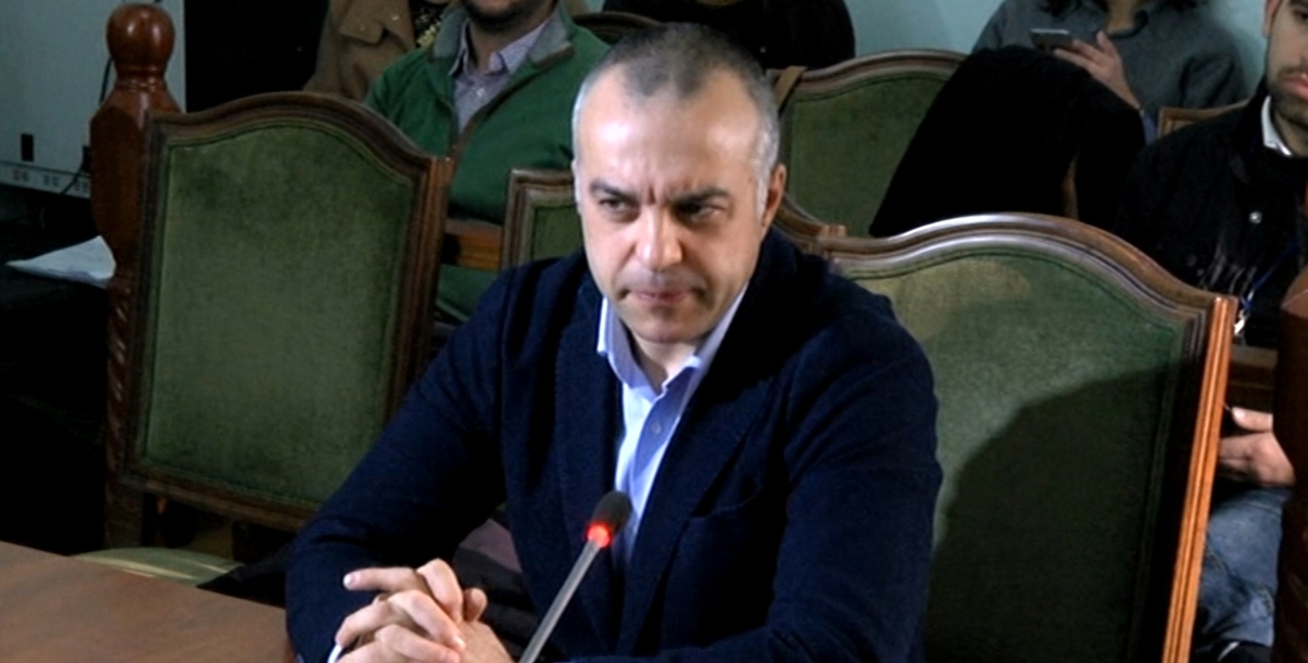 miklovan drejtori burgjeve