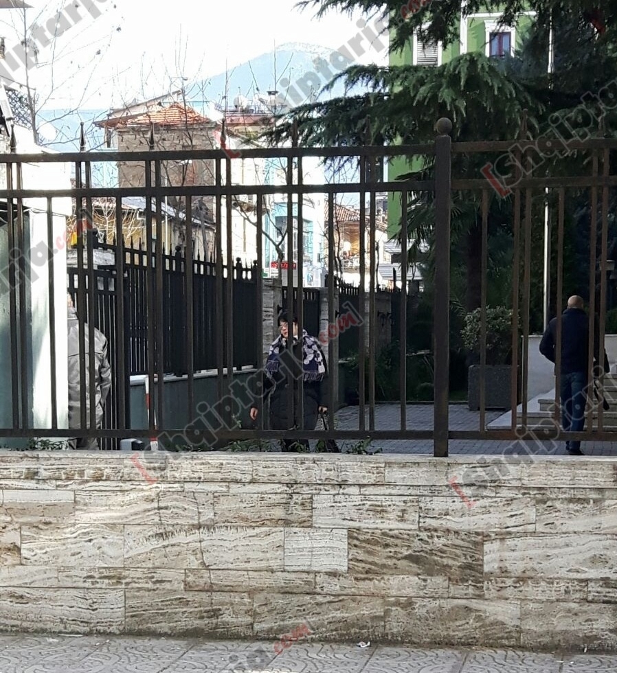  ish-bashkëshortja e Alfred Pezës, Adelina Toli